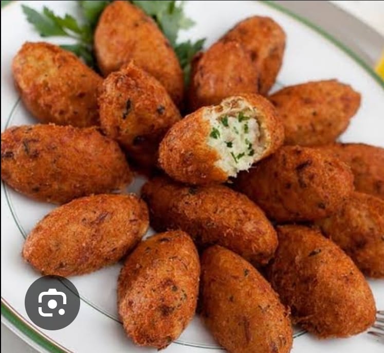 BOLINHO DE BACALHAU